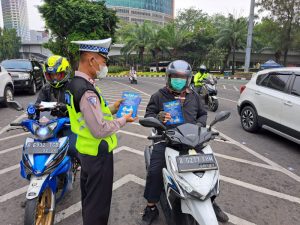 6 Hari Pelaksanaan Operasi Zebra, Satlantas Polres Metro Jakarta Barat Gencarkan Sosialisasi dan Edukasi pada Masyarakat