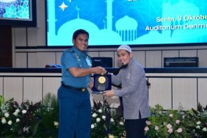 TNI AL Peringati Maulid Nabi Muhammad Serta Berangkatkan Peserta Ibadah Umrah