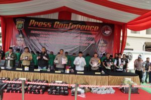 Polres Jakbar Bongkar Jaringan Narkotika Internasional, Sita Narkoba Senilai 412 Miliar Rupiah
