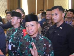 Panglima TNI Dampingi Presiden RI Membuka Kongres HMI Ke-XXXII dan Kohati Ke-XXV