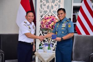 Perkuat Sinergi Dengan TNI AL, Kepala Bakamla RI Bertemu Kasal