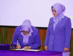 Ny. Evi Agus Subiyanto Pimpin Sertijab Lima Jabatan Ketua IKKT