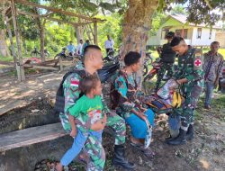 Satgas Yonif 122/TS Berikan Pelayanan Kesehatan di Kampung Binaan