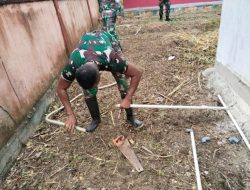 Wujud Keberadaan Satgas di Dunia Pendidikan, Satgas Yonif 122/TS perbaiki Fasilitas kamar mandi Sekolah Negeri Mosso