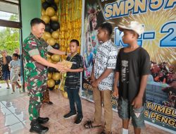 Wujud Perhatian TNI dalam Dunia Pendidikan , Satgas Yonif 122/TS Hadiri HUT SMPN 5 Arso Papua