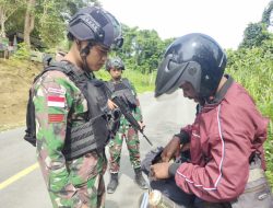 Tingkatkan Kewaspadaan dan Rasa Aman, Satgas Yonif 122/TS Gelar Sweeping di sepanjang jalan Lintas Trans Jayapura-Wamena