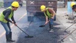 Perusahaan Pastikan Perbaikan Berkelanjutan pada Ruas Jalan Tompe-Surumana demi Keselamatan Pengguna