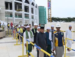 Gubernur Tinjau Progres Pembangunan Masjid Raya Baitul Khairaat