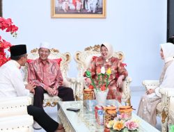 Momentum Suasana Lebaran, Anwar Hafid Kunjungi Longki Djanggola